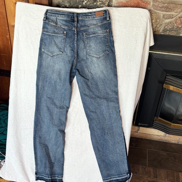 Judy Blue Straight Fit Denim Jeans - Picture 6 of 8